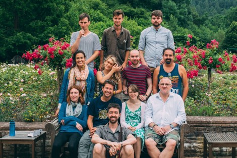 1-I4vgTE_73Wnj6eA6h3HQCw